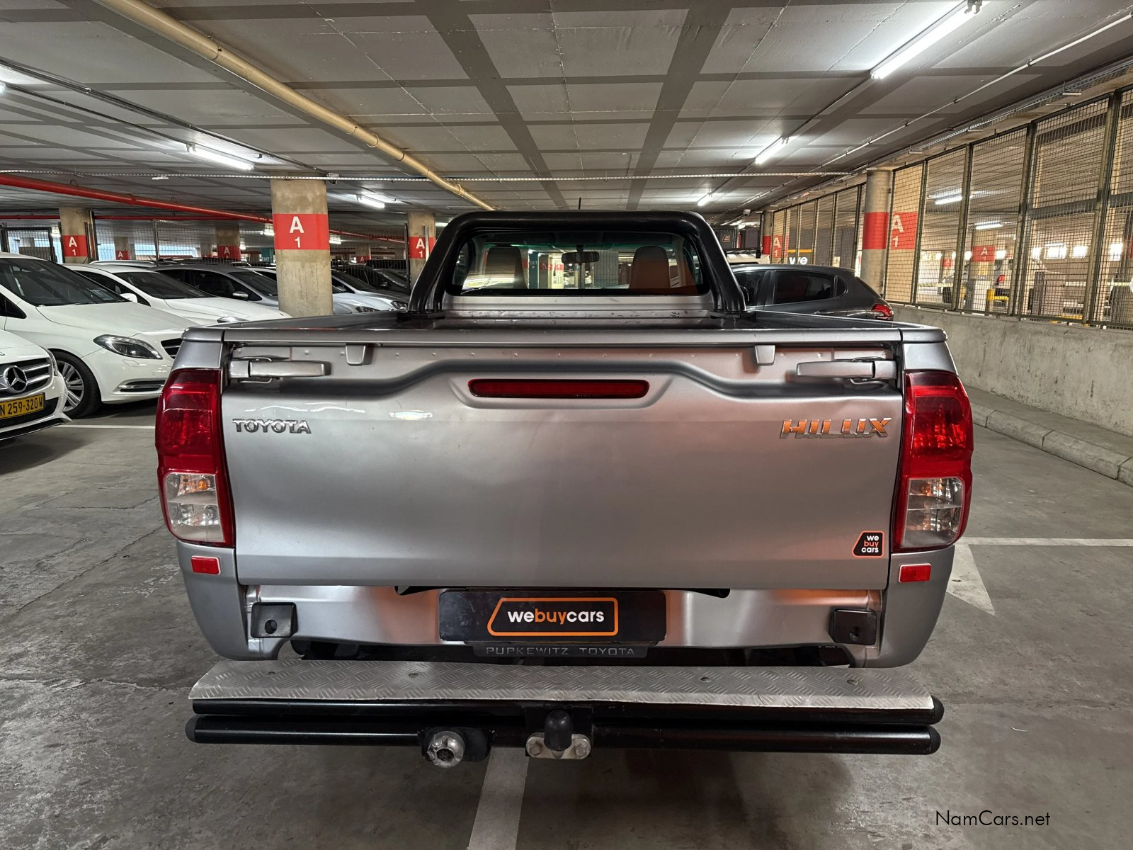 2018 Toyota Hilux photo 3