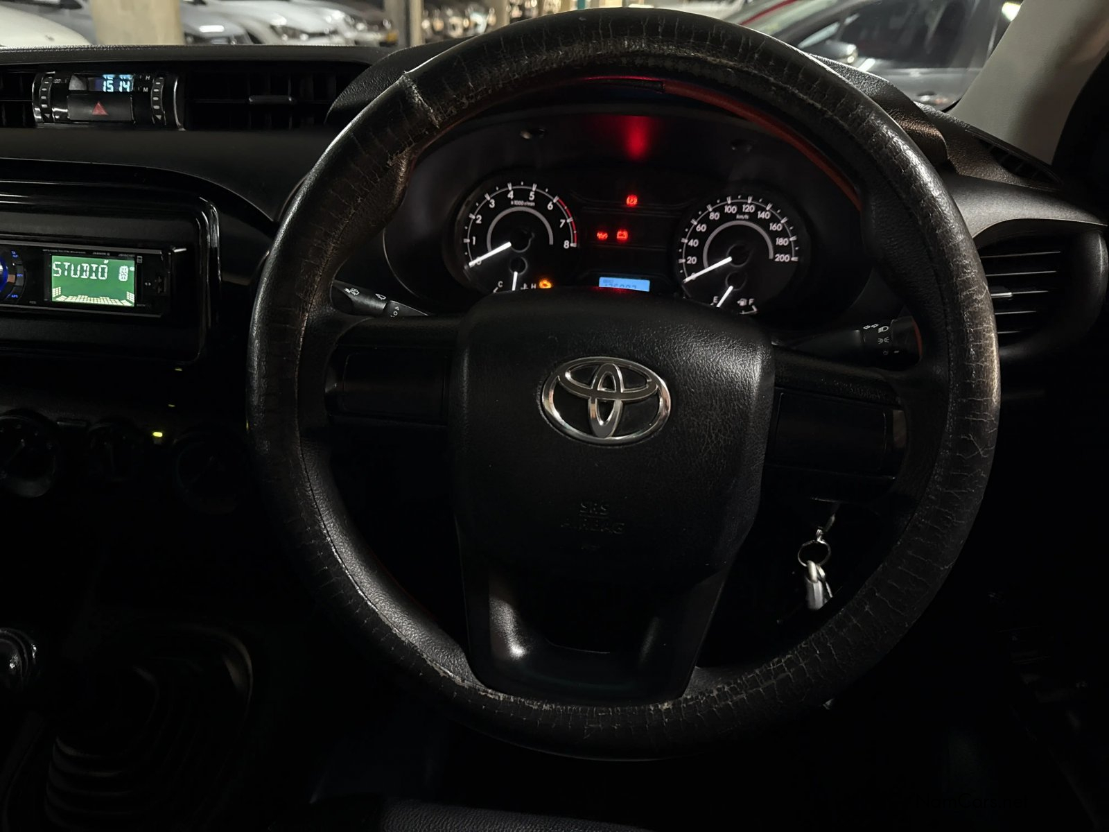 2018 Toyota Hilux photo 9