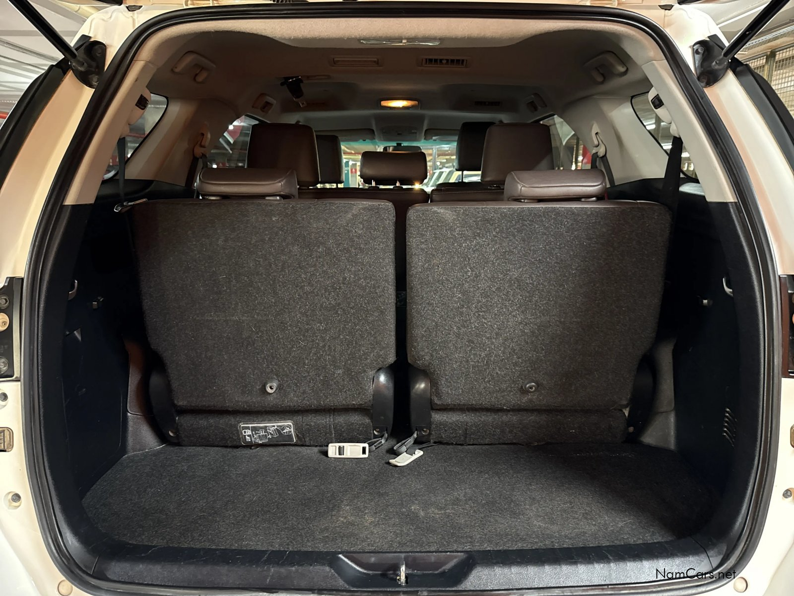 2018 Toyota Fortuner photo 7