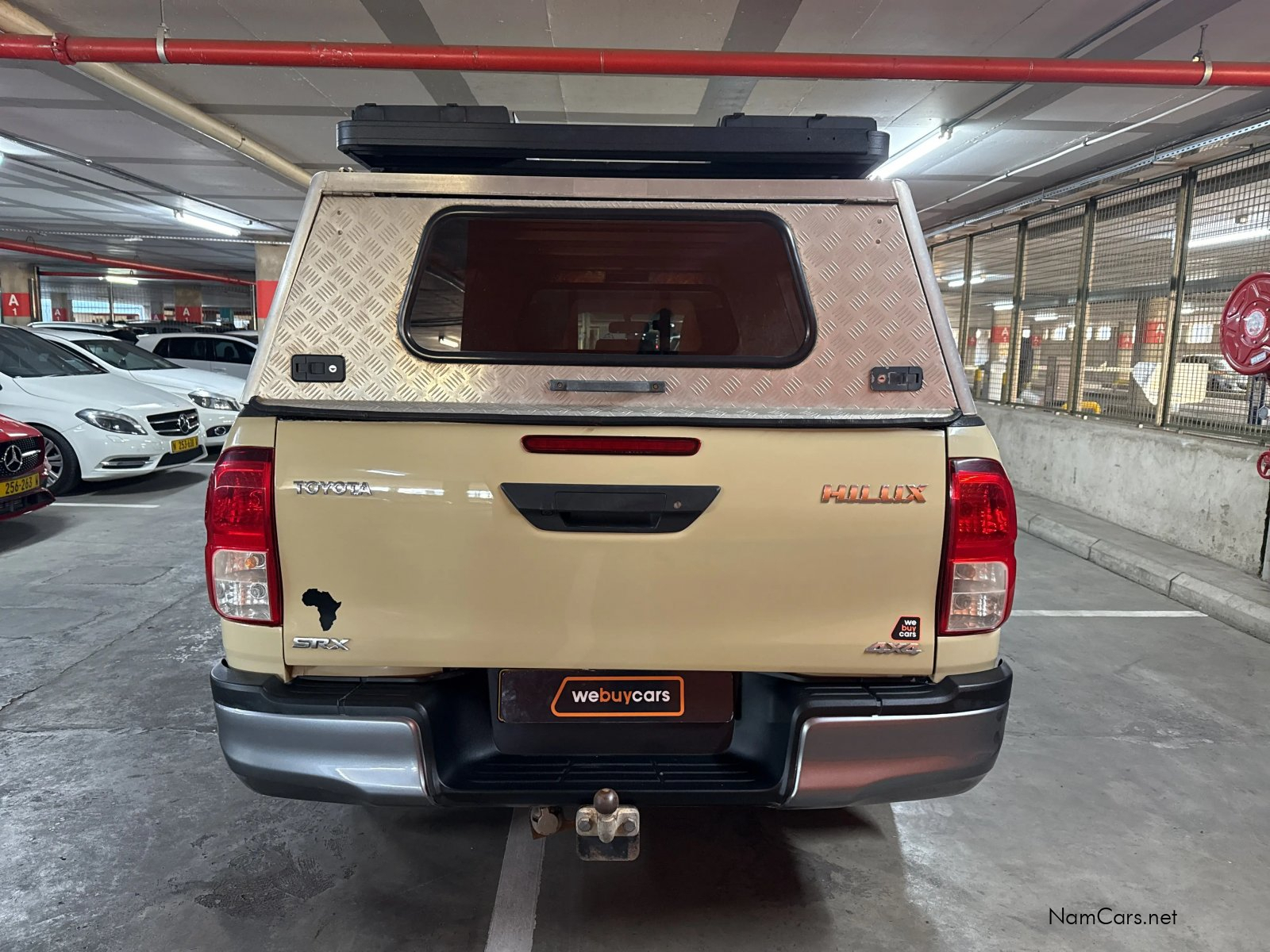 2020 Toyota Hilux photo 3