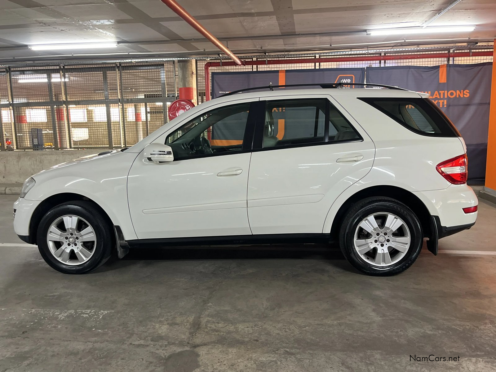 2011 Mercedes-Benz M Class photo 2