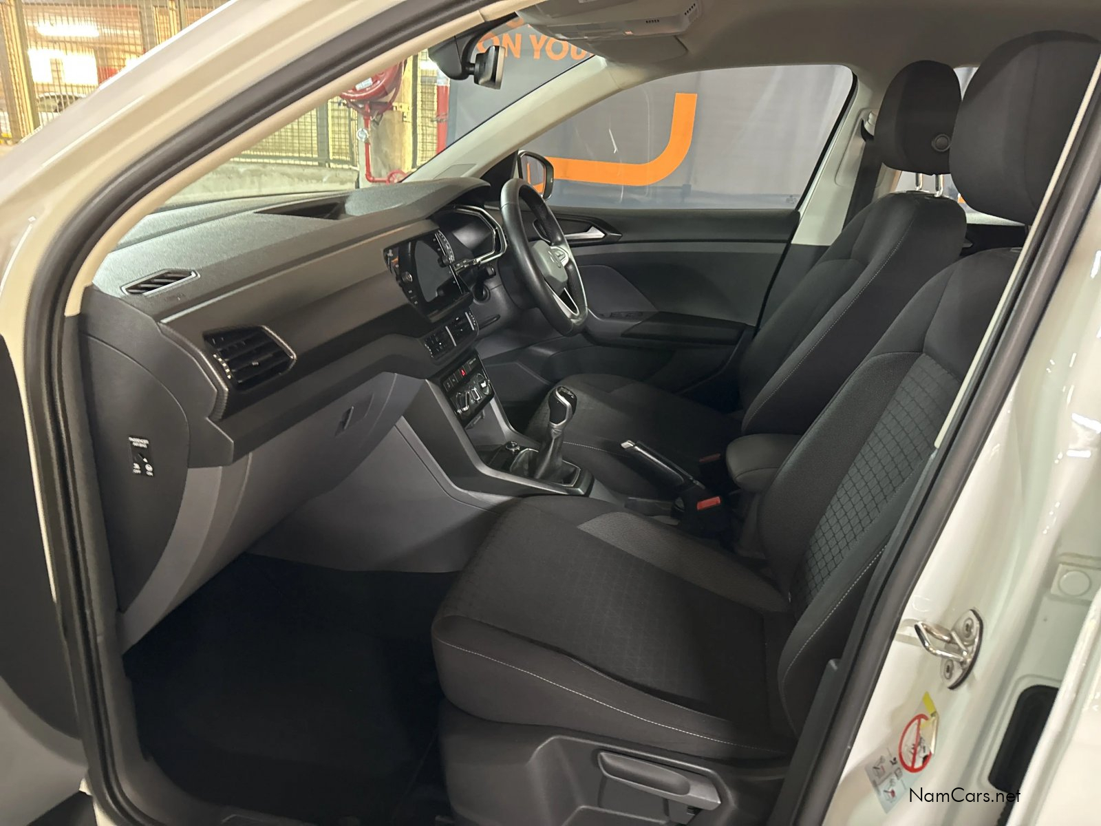 2020 Volkswagen T-Cross photo 14