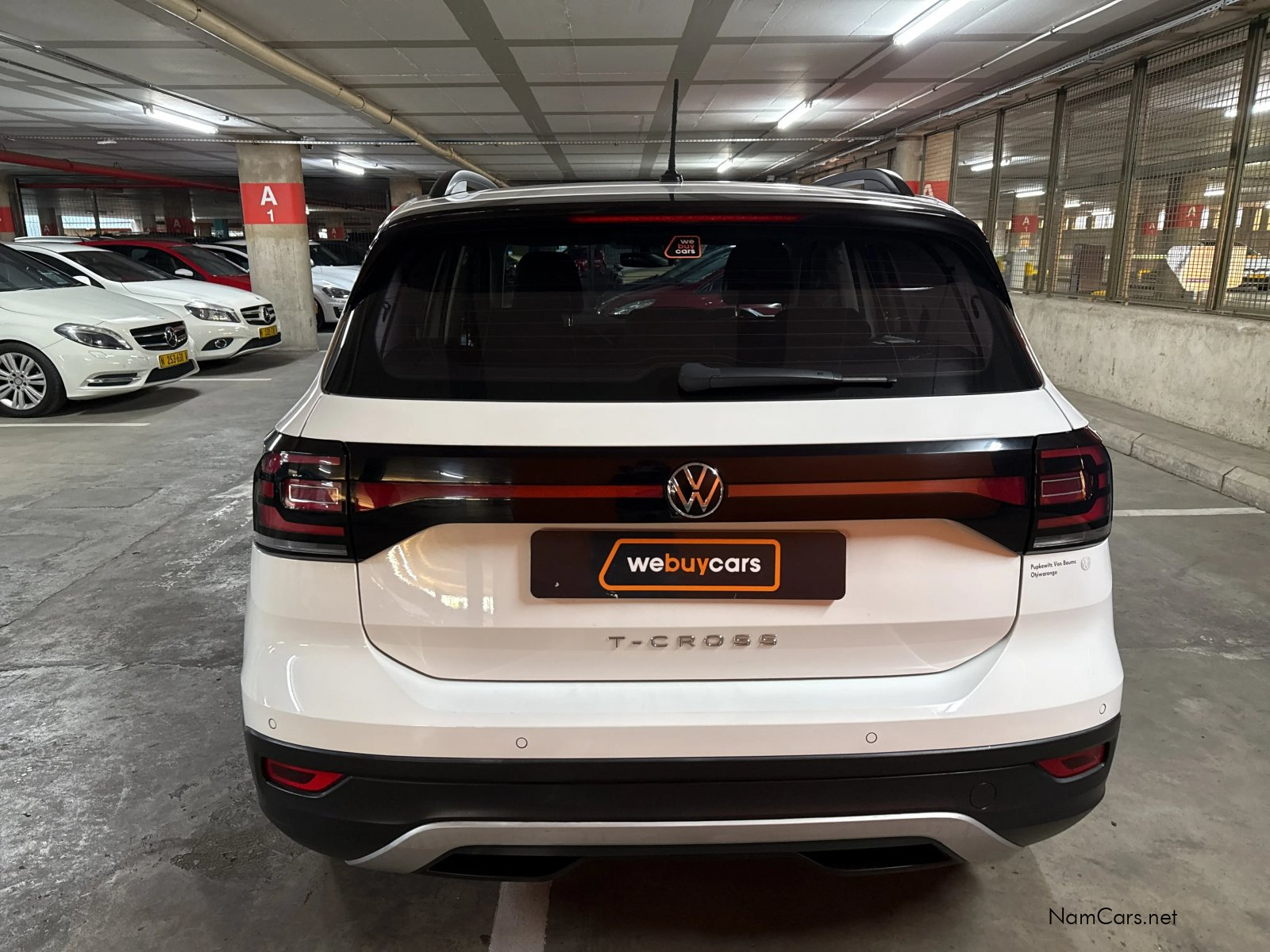 2020 Volkswagen T-Cross photo 3