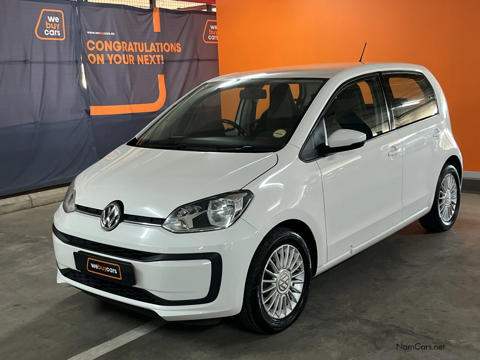 2019 Volkswagen Up photo 1