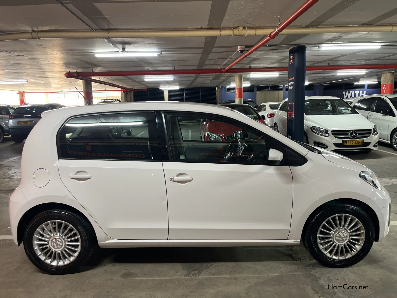 2019 Volkswagen Up photo 4