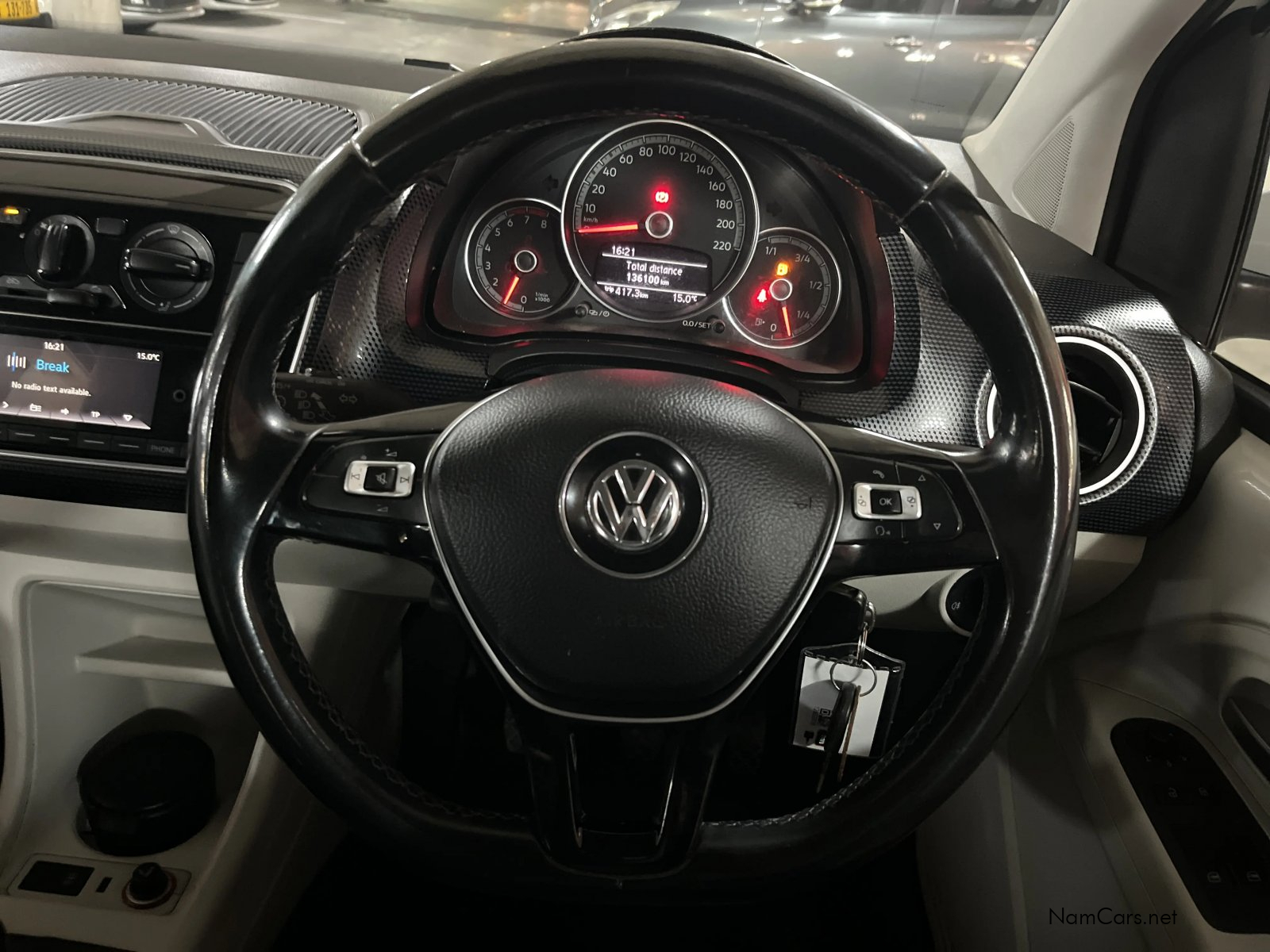 2019 Volkswagen Up photo 9