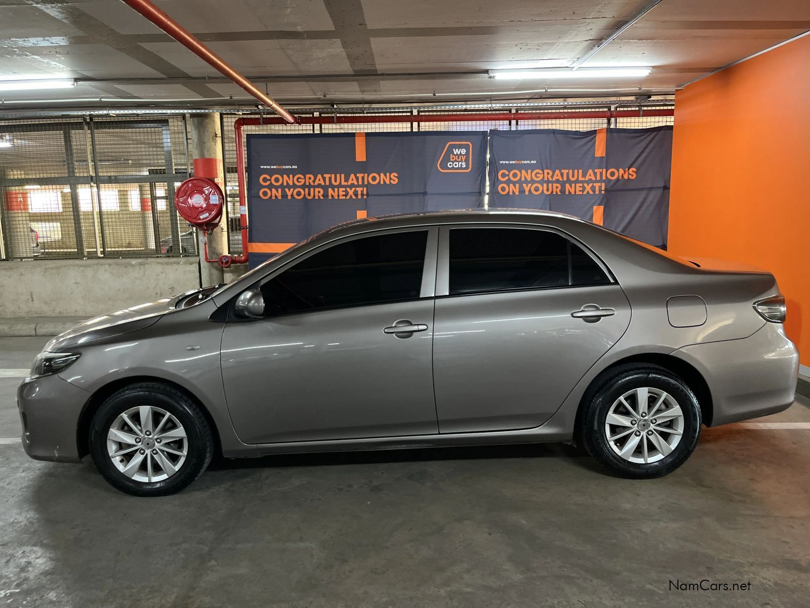 2019 Toyota Corolla photo 2