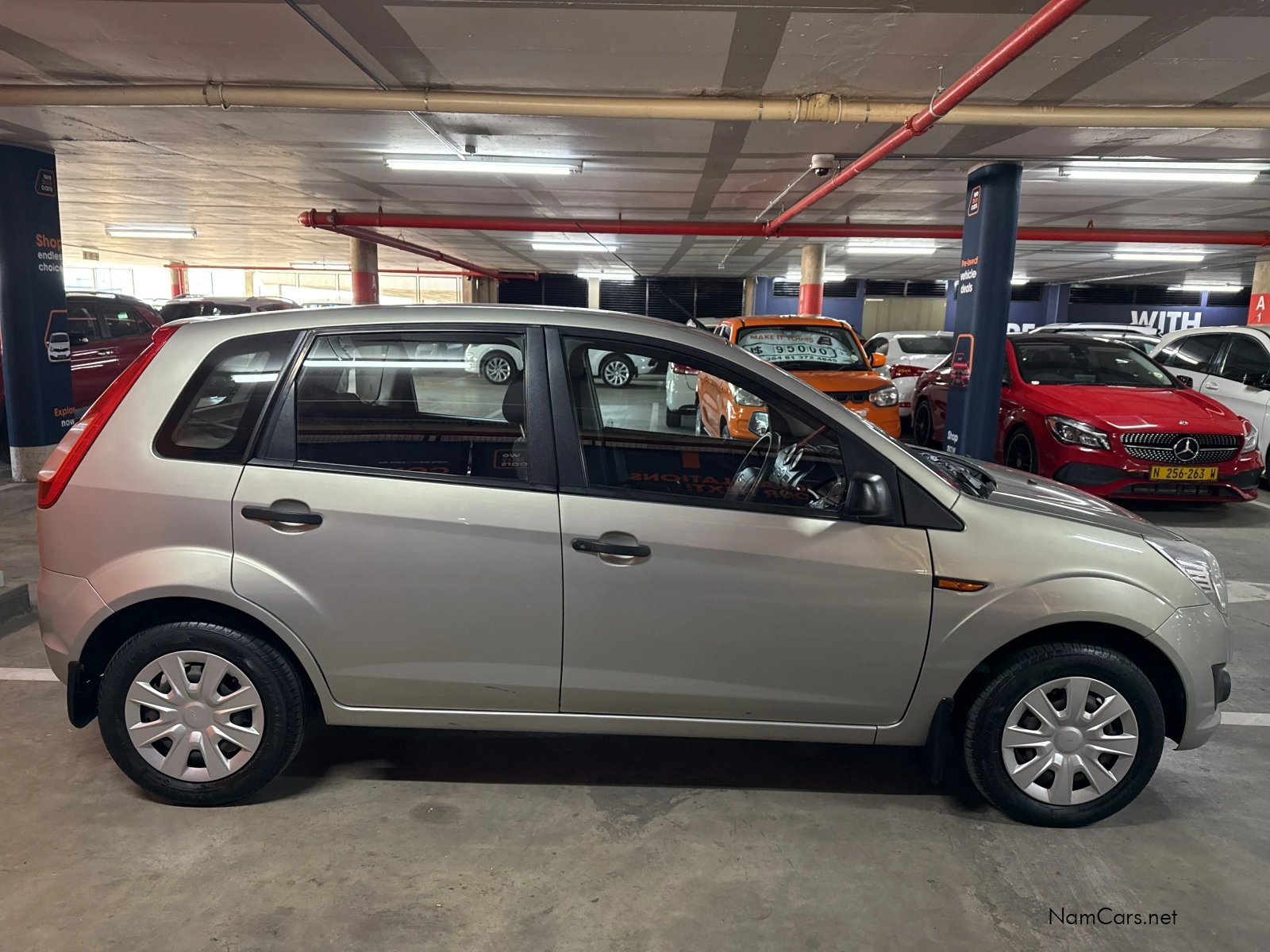 2013 Ford Figo photo 4