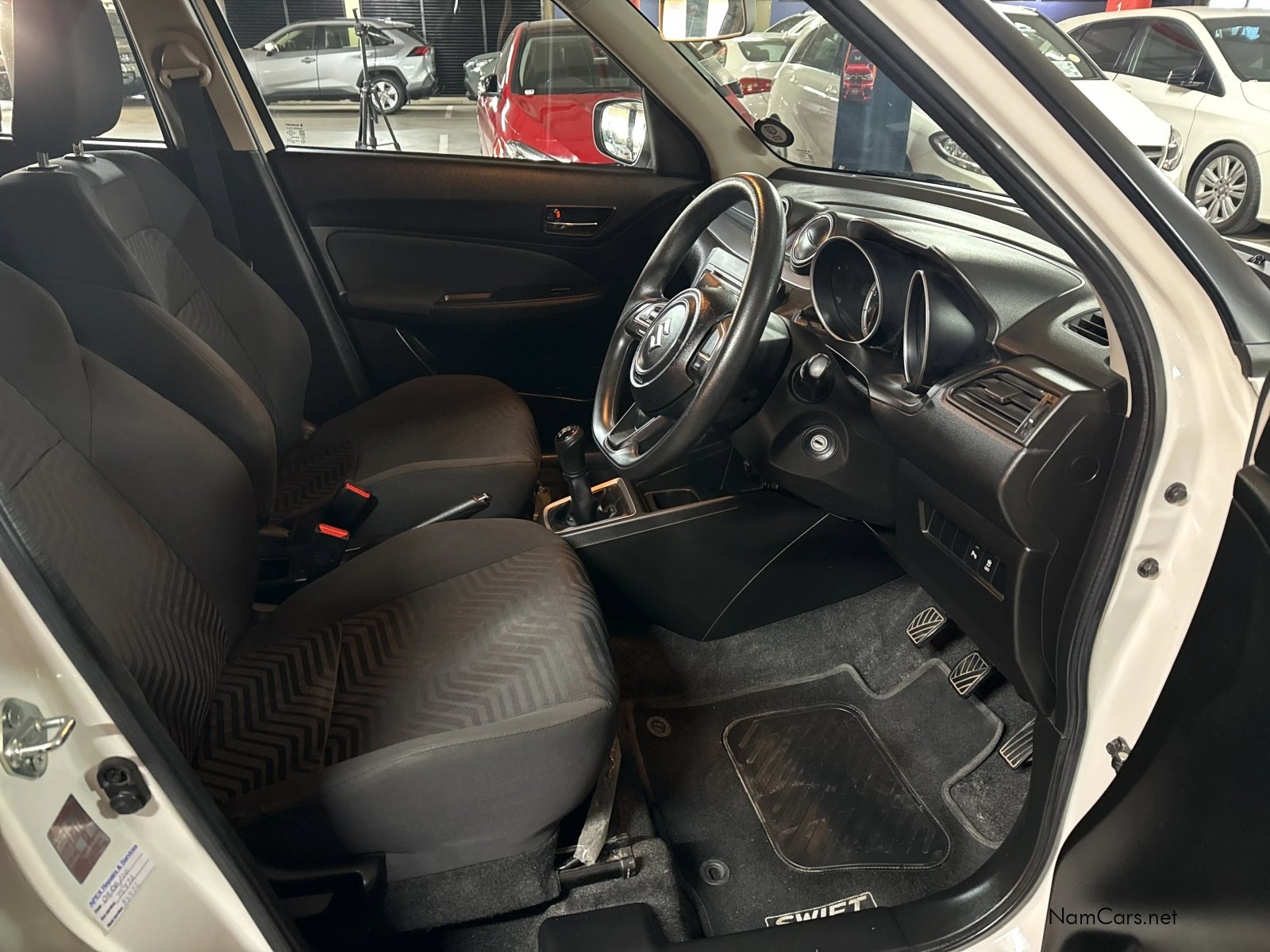 2021 Suzuki Swift photo 10