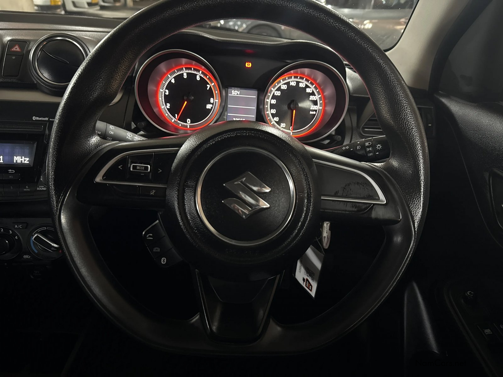 2021 Suzuki Swift photo 6