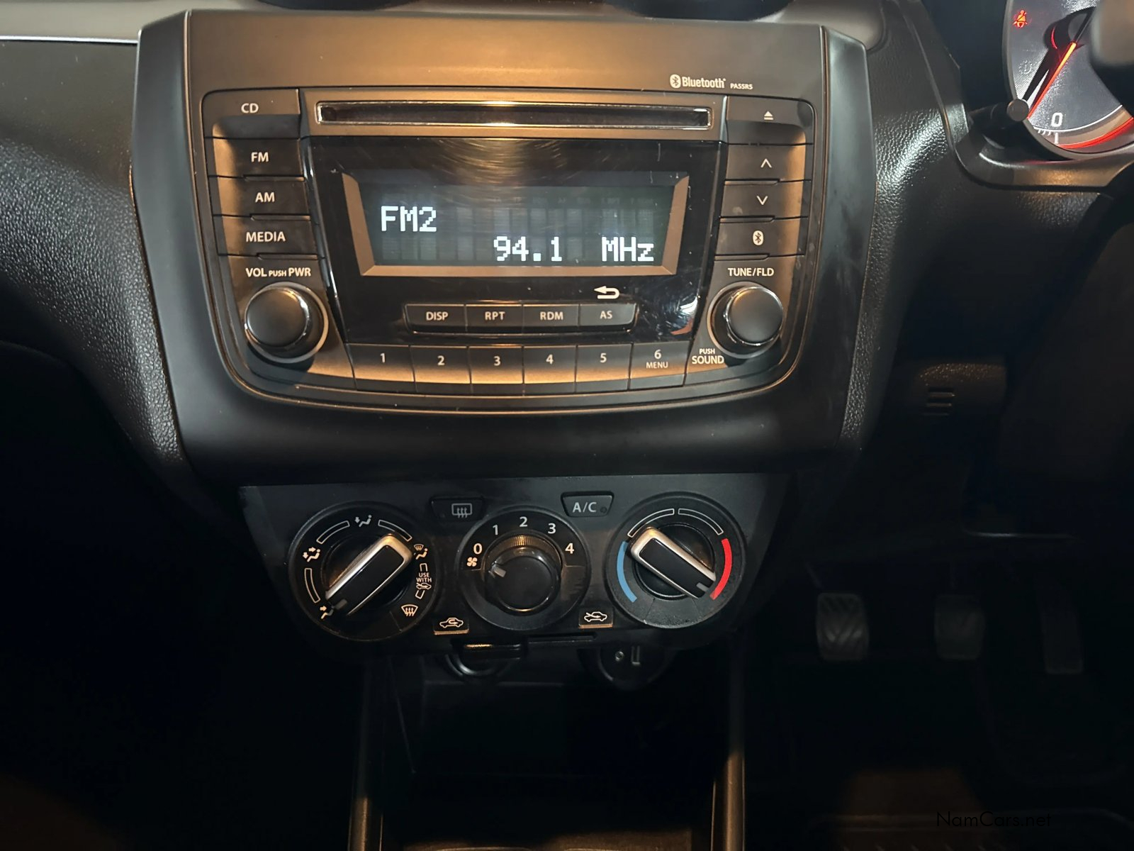 2021 Suzuki Swift photo 7