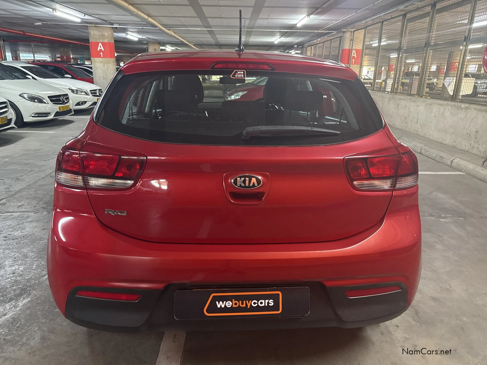 2019 Kia Rio photo 3