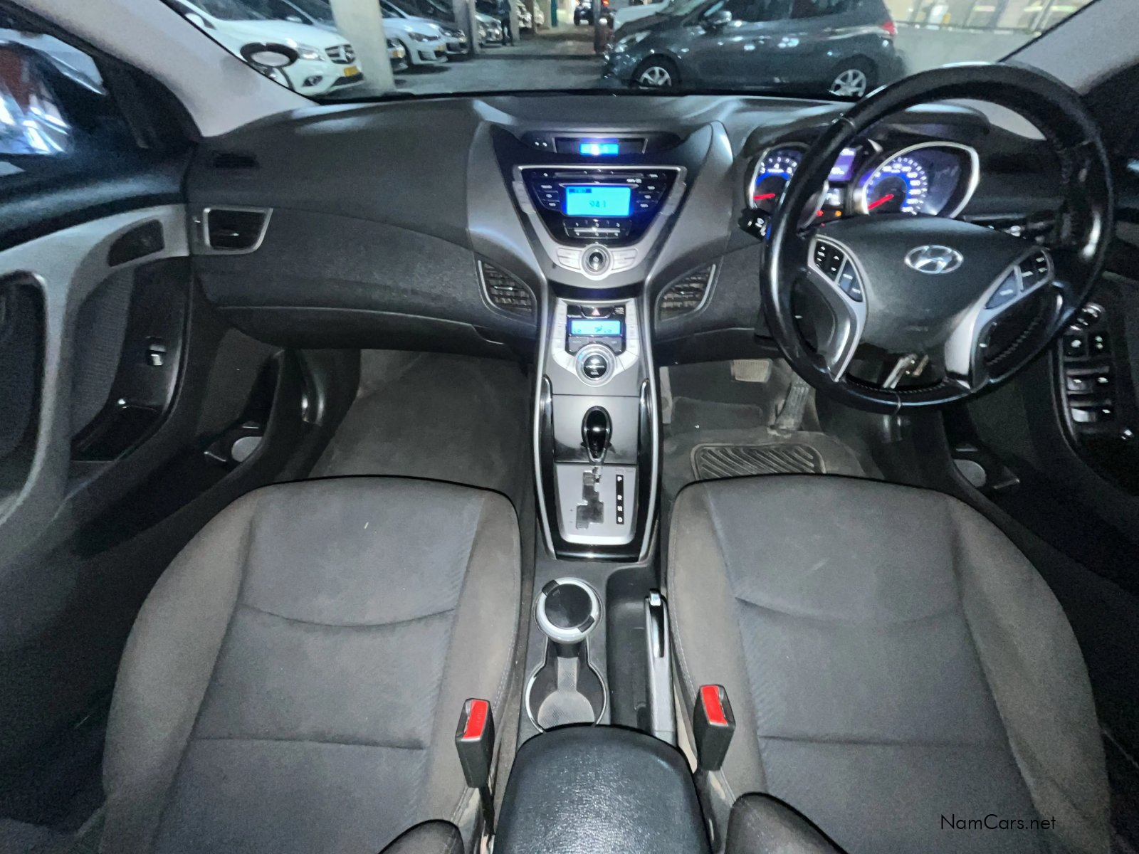 2013 Hyundai Elantra photo 18
