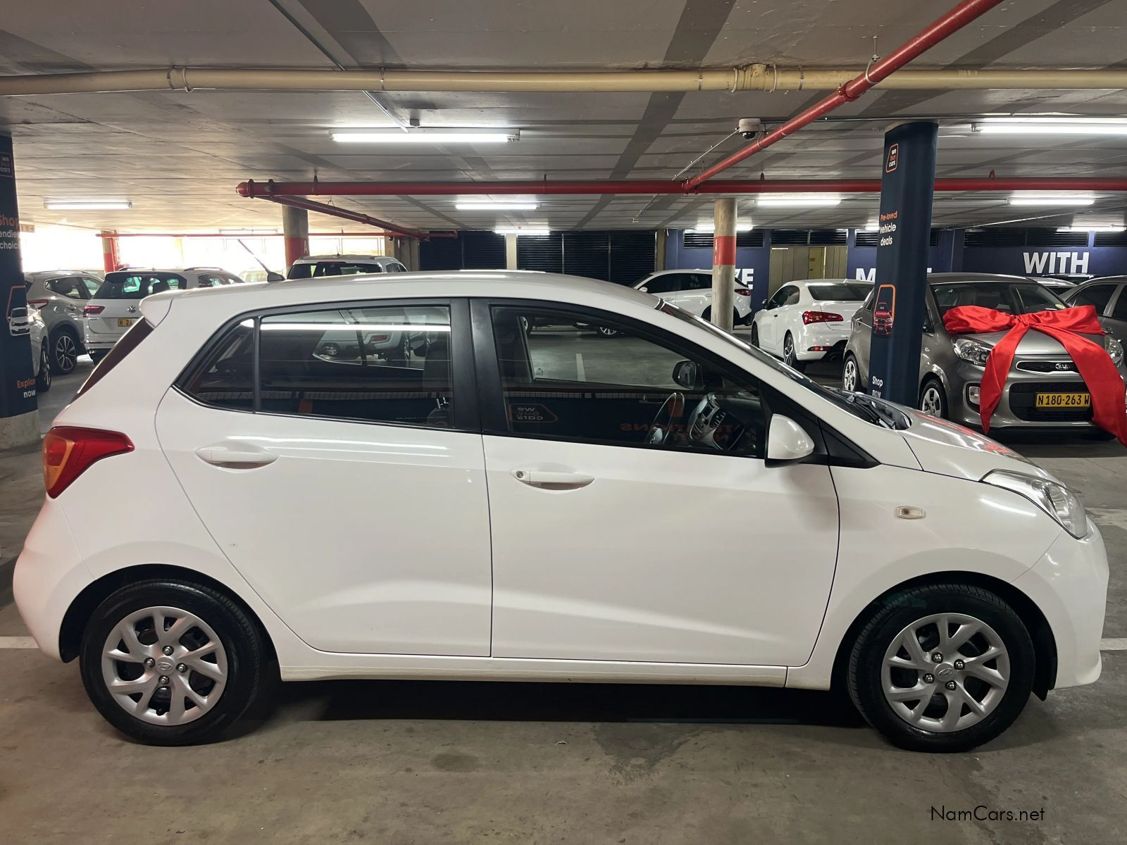2020 Hyundai i10 photo 2