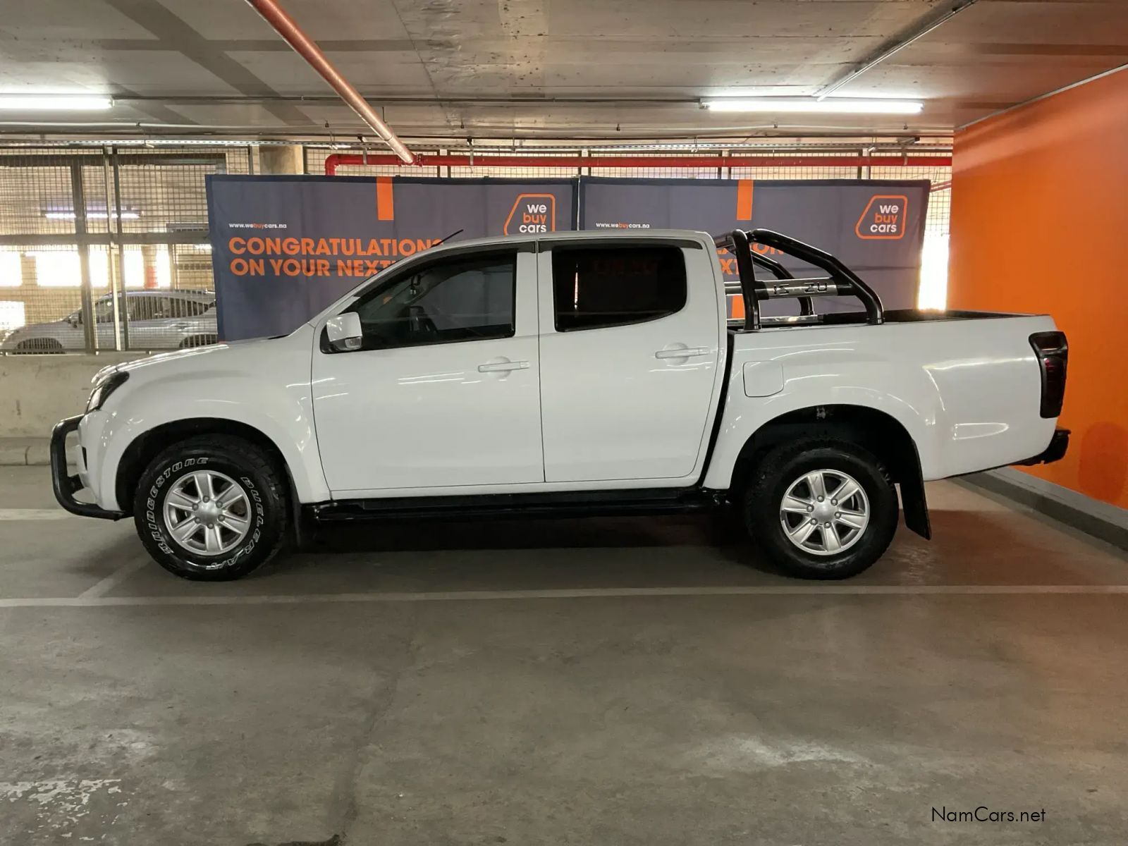 2016 Isuzu KB Series photo 2