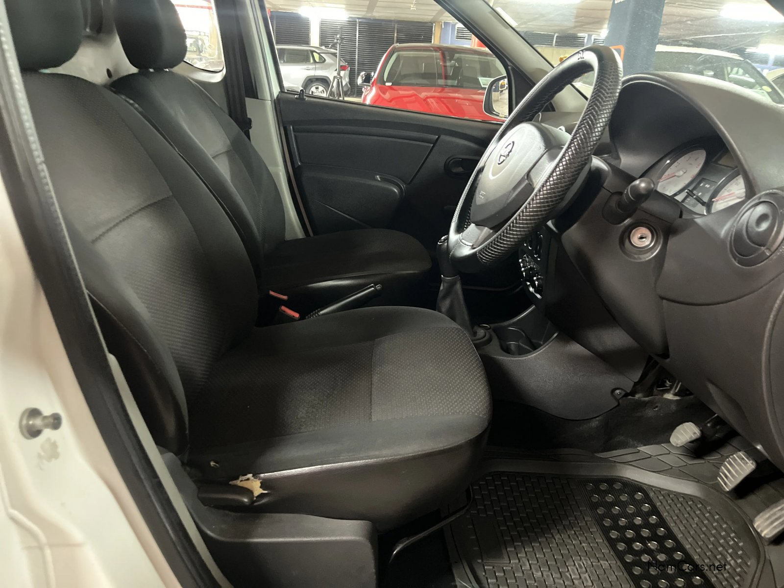 2019 Nissan NP200 photo 10
