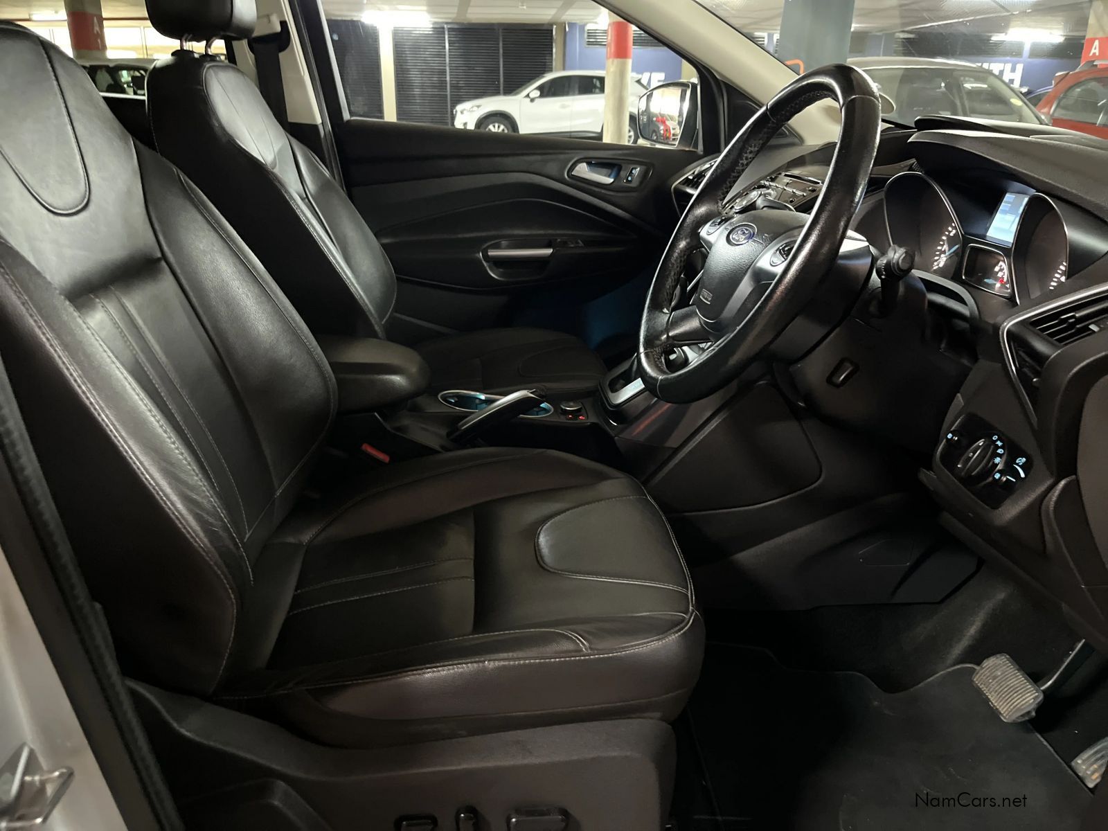 2015 Ford Kuga photo 11