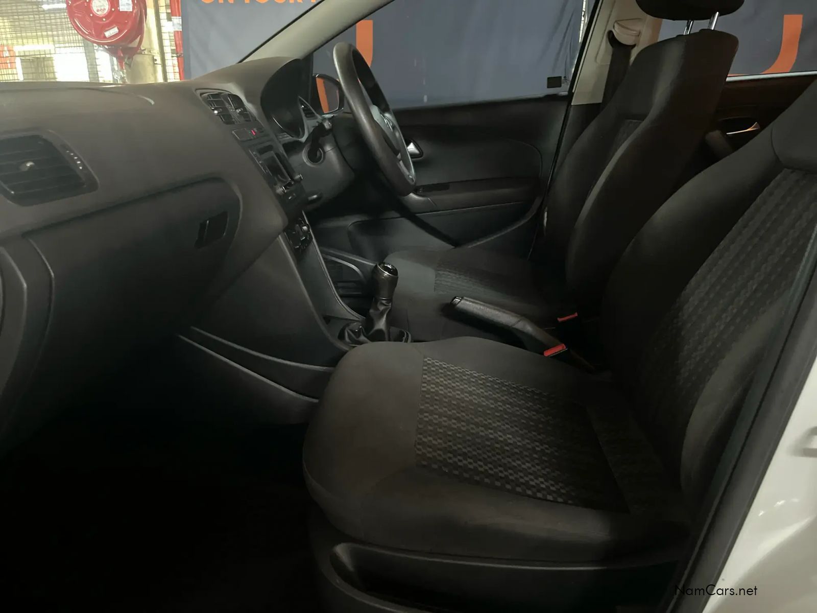 2016 Volkswagen Polo Vivo photo 12