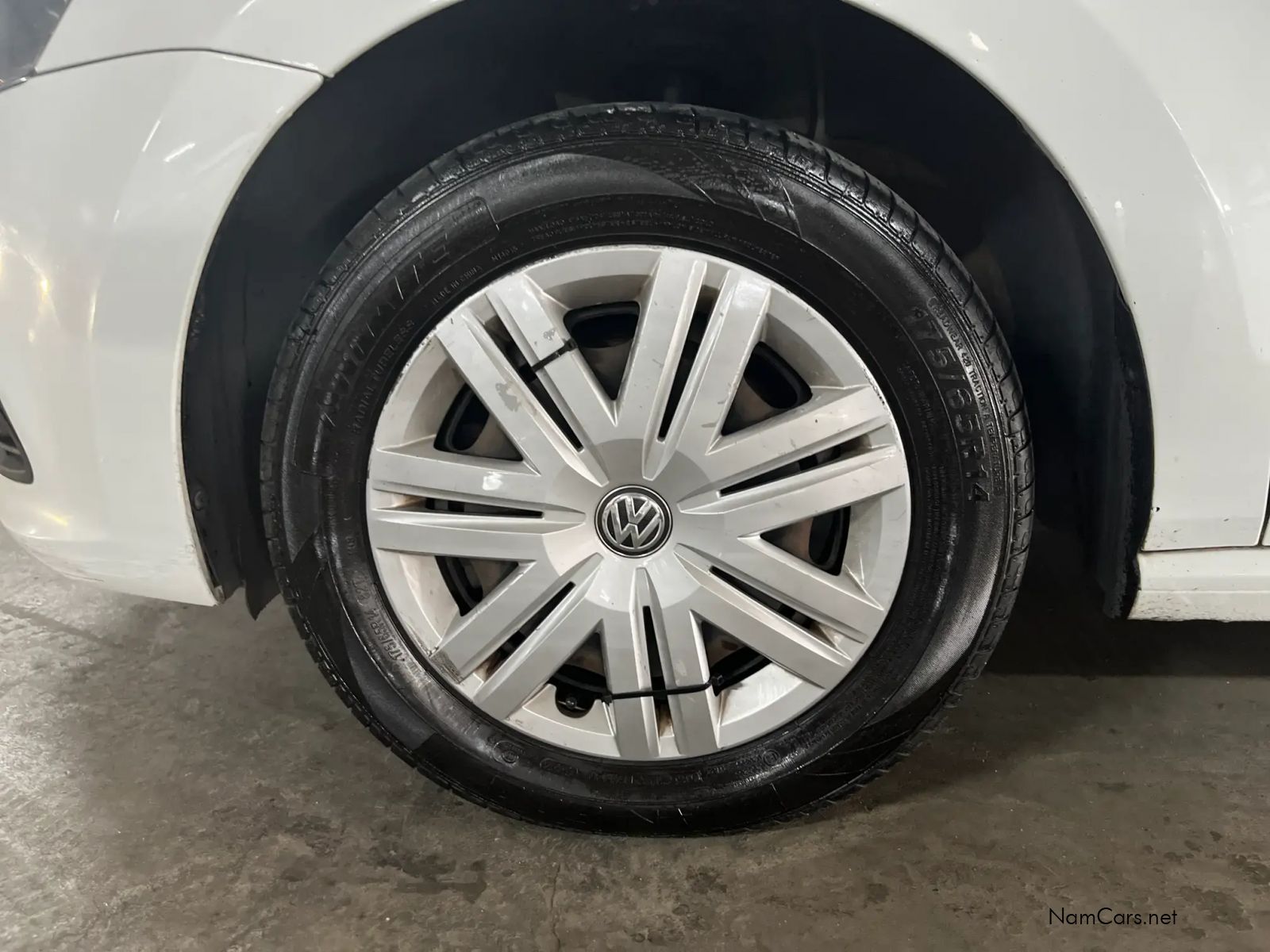 2016 Volkswagen Polo Vivo photo 13
