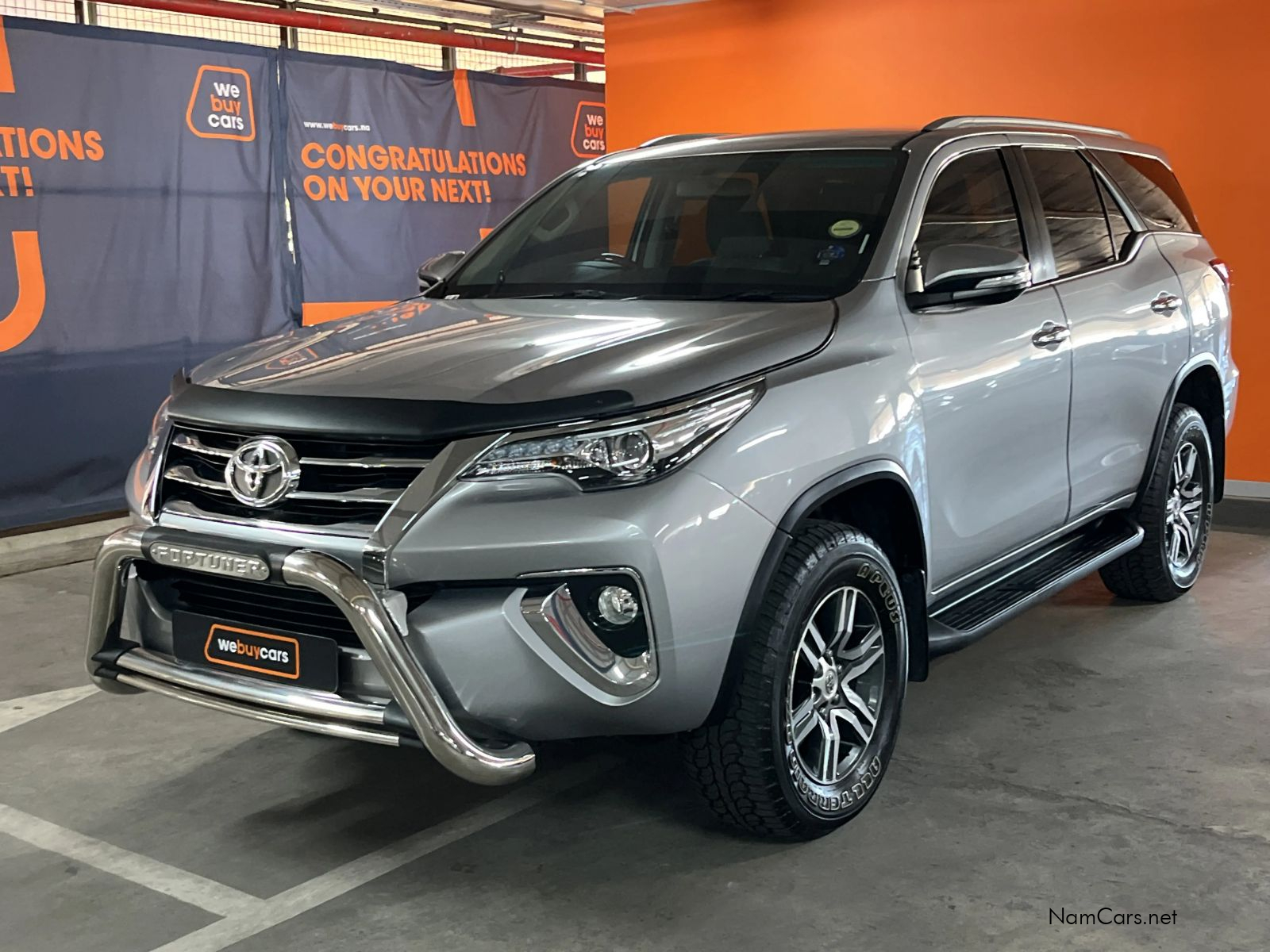 2016 Toyota Fortuner photo 1