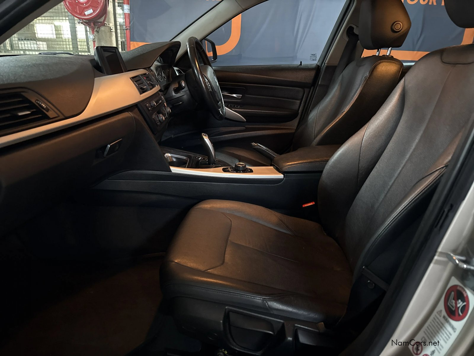 2014 BMW 3 Series photo 15