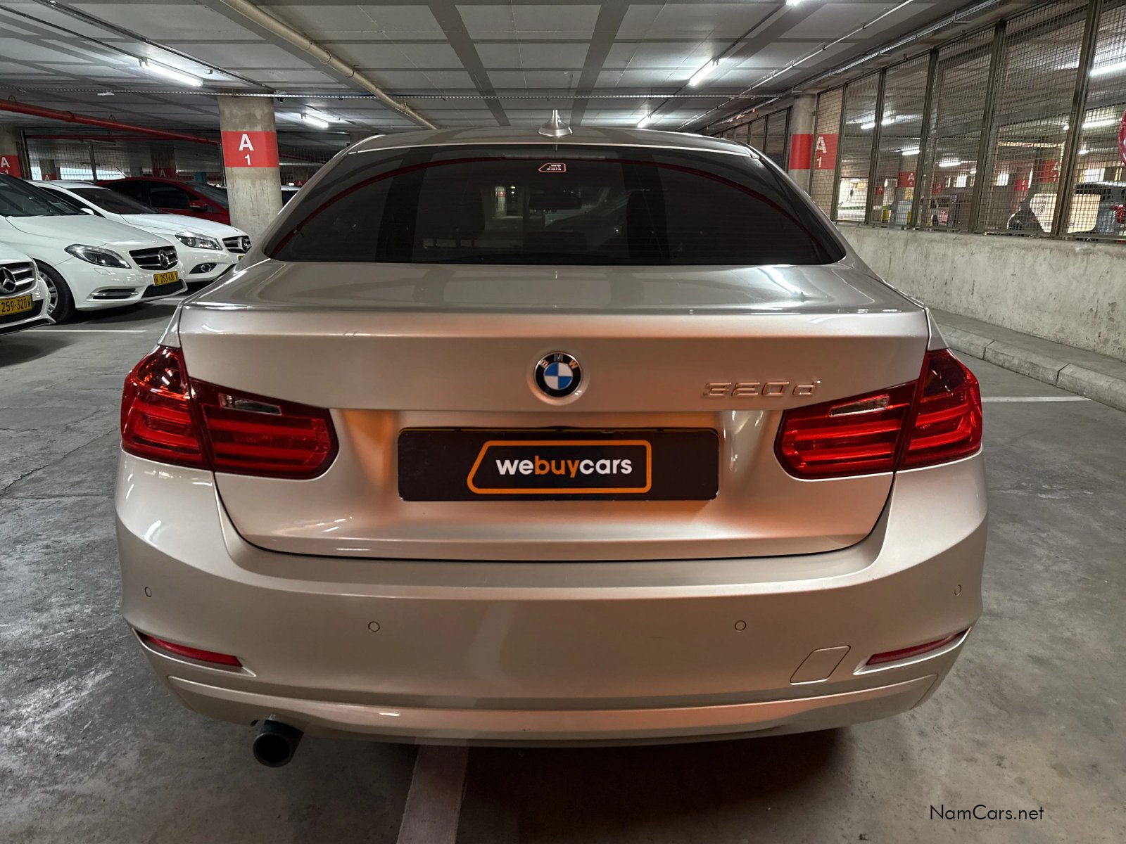 2014 BMW 3 Series photo 3