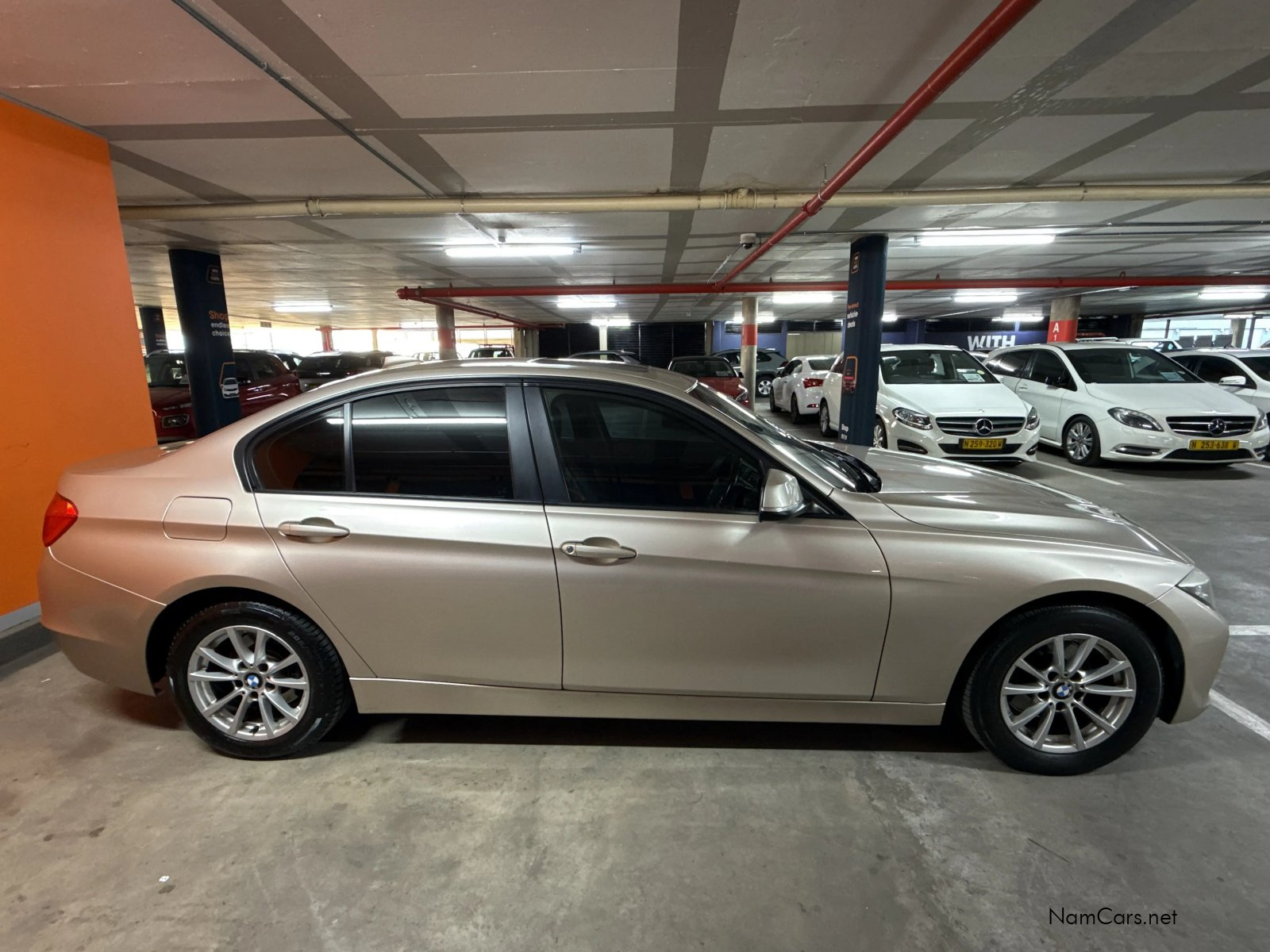 2014 BMW 3 Series photo 4