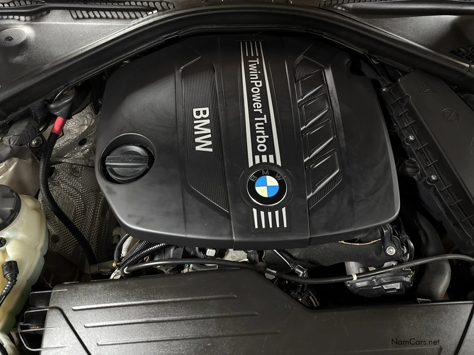 2014 BMW 3 Series photo 8