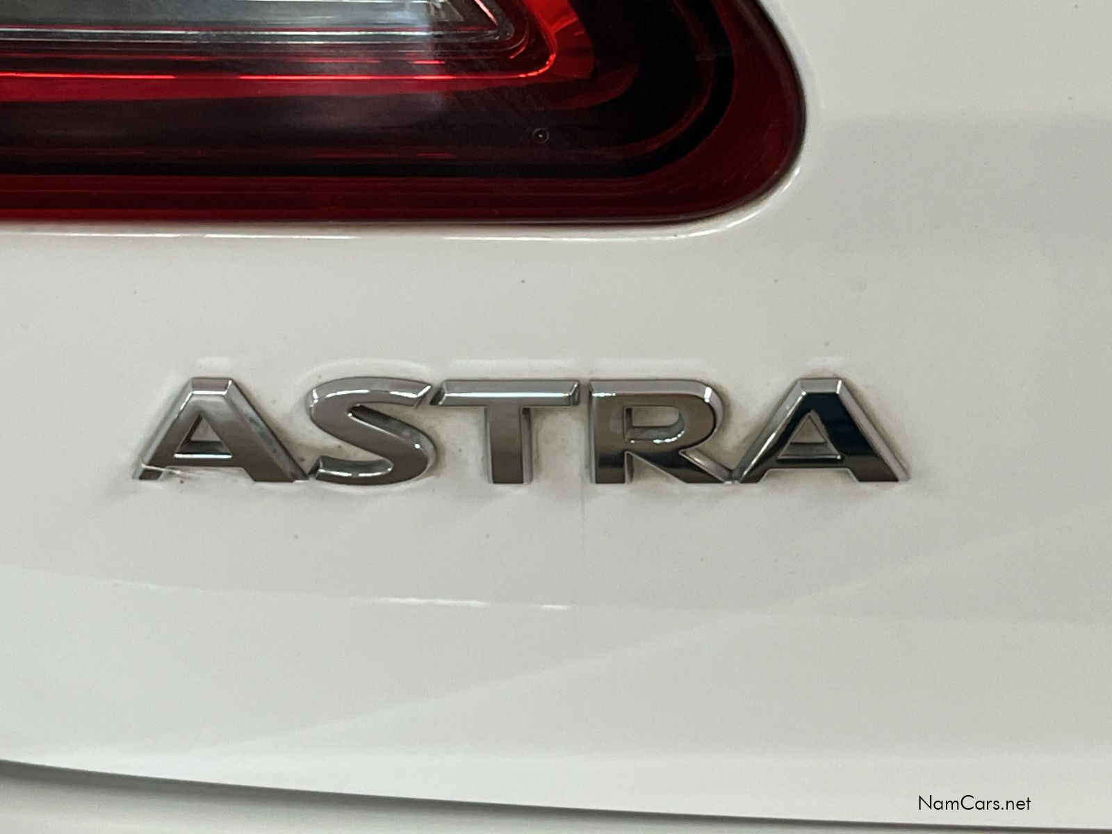 2015 Opel Astra photo 11