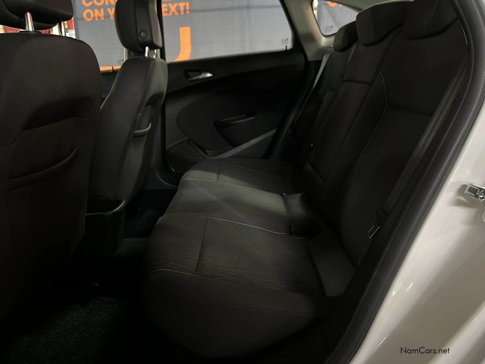 2015 Opel Astra photo 16