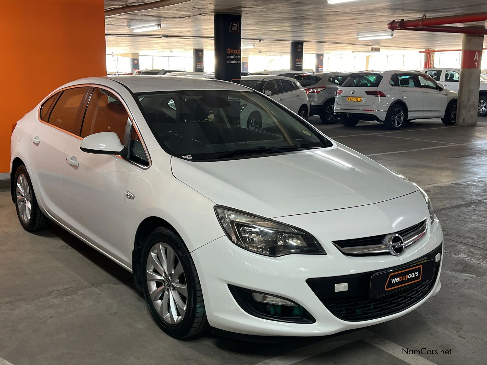 2015 Opel Astra photo 5