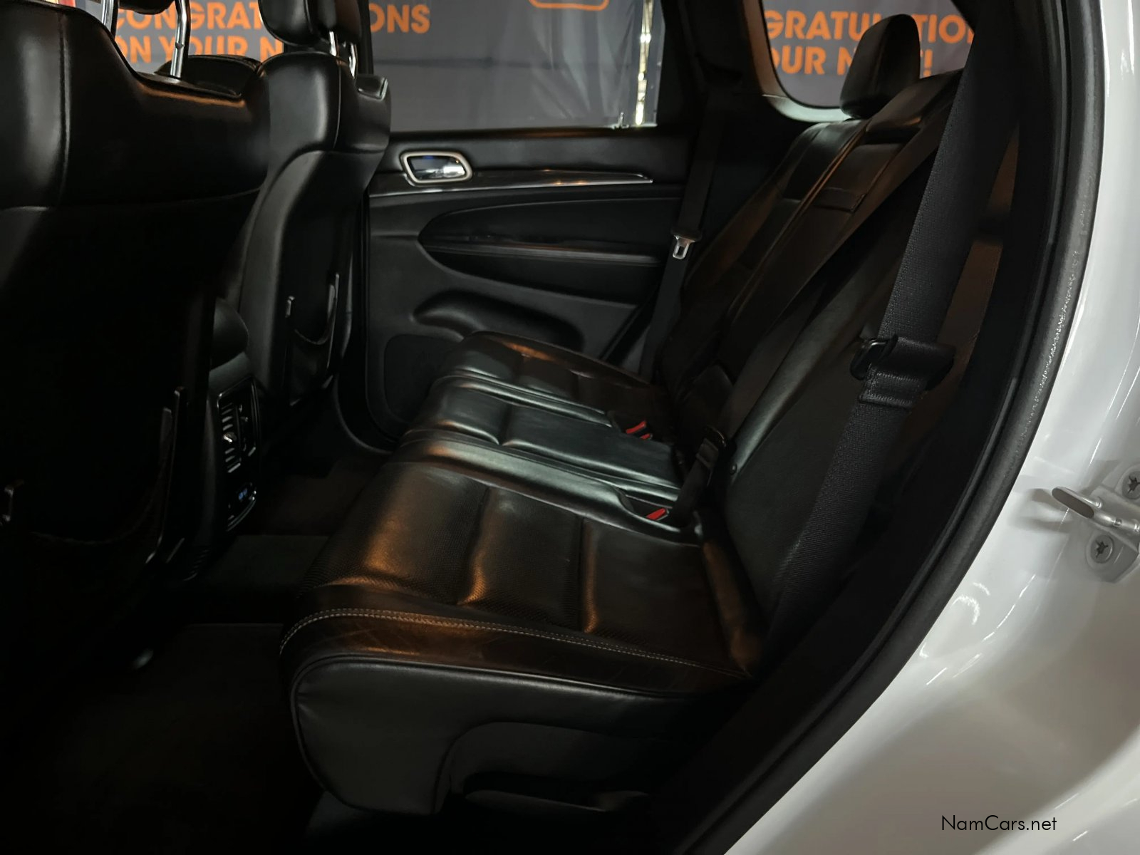 2017 Jeep Grand Cherokee photo 16