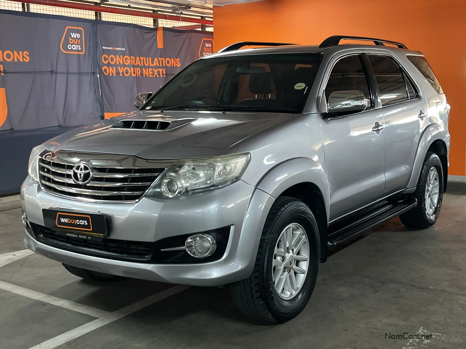 2015 Toyota Fortuner photo 1