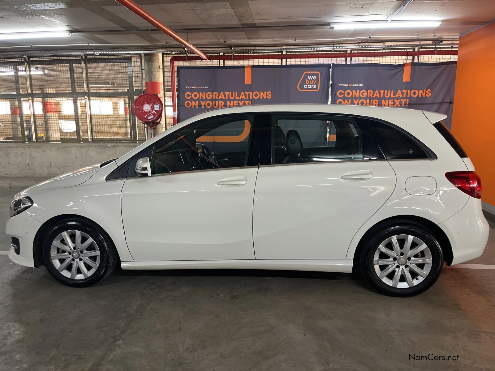 2015 Mercedes-Benz B Class photo 2