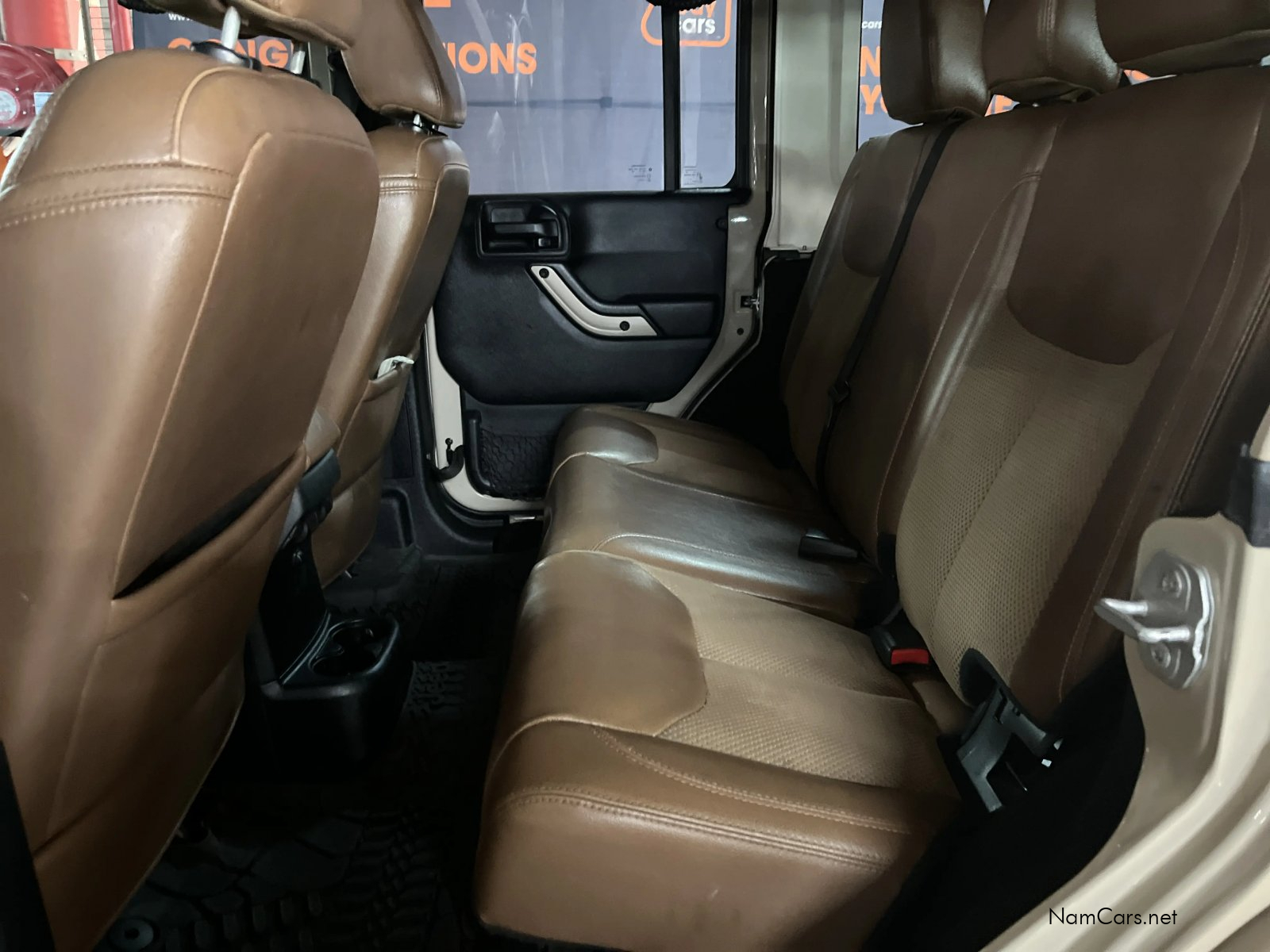 2016 Jeep Wrangler photo 16