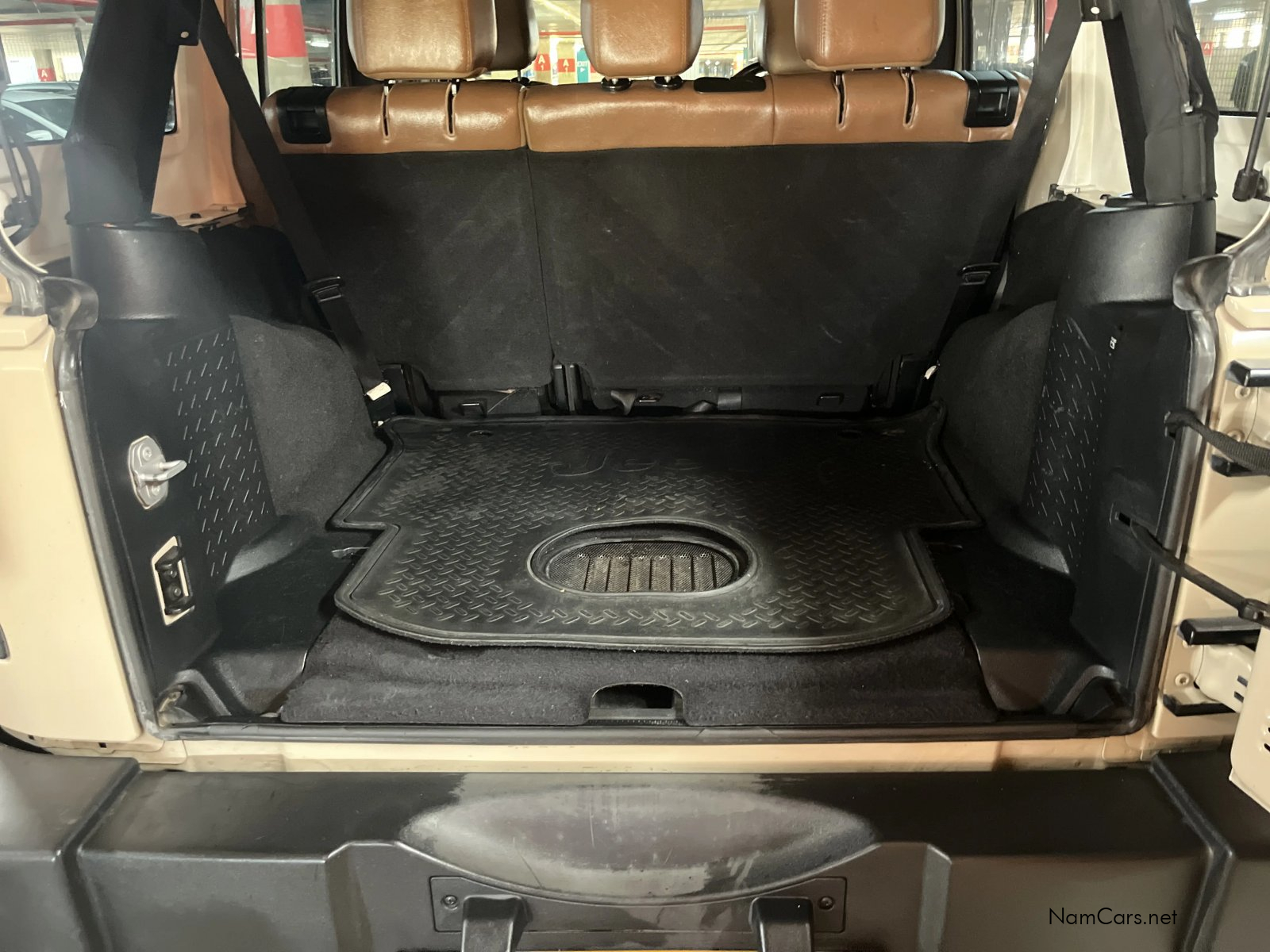2016 Jeep Wrangler photo 7