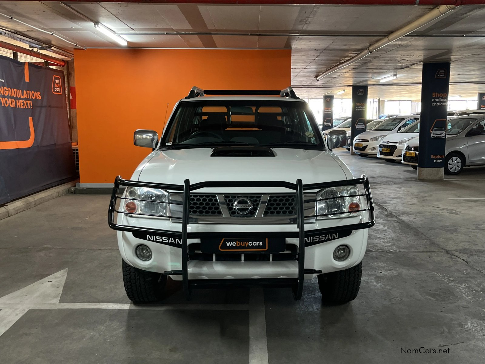 2018 Nissan Hardbody photo 3