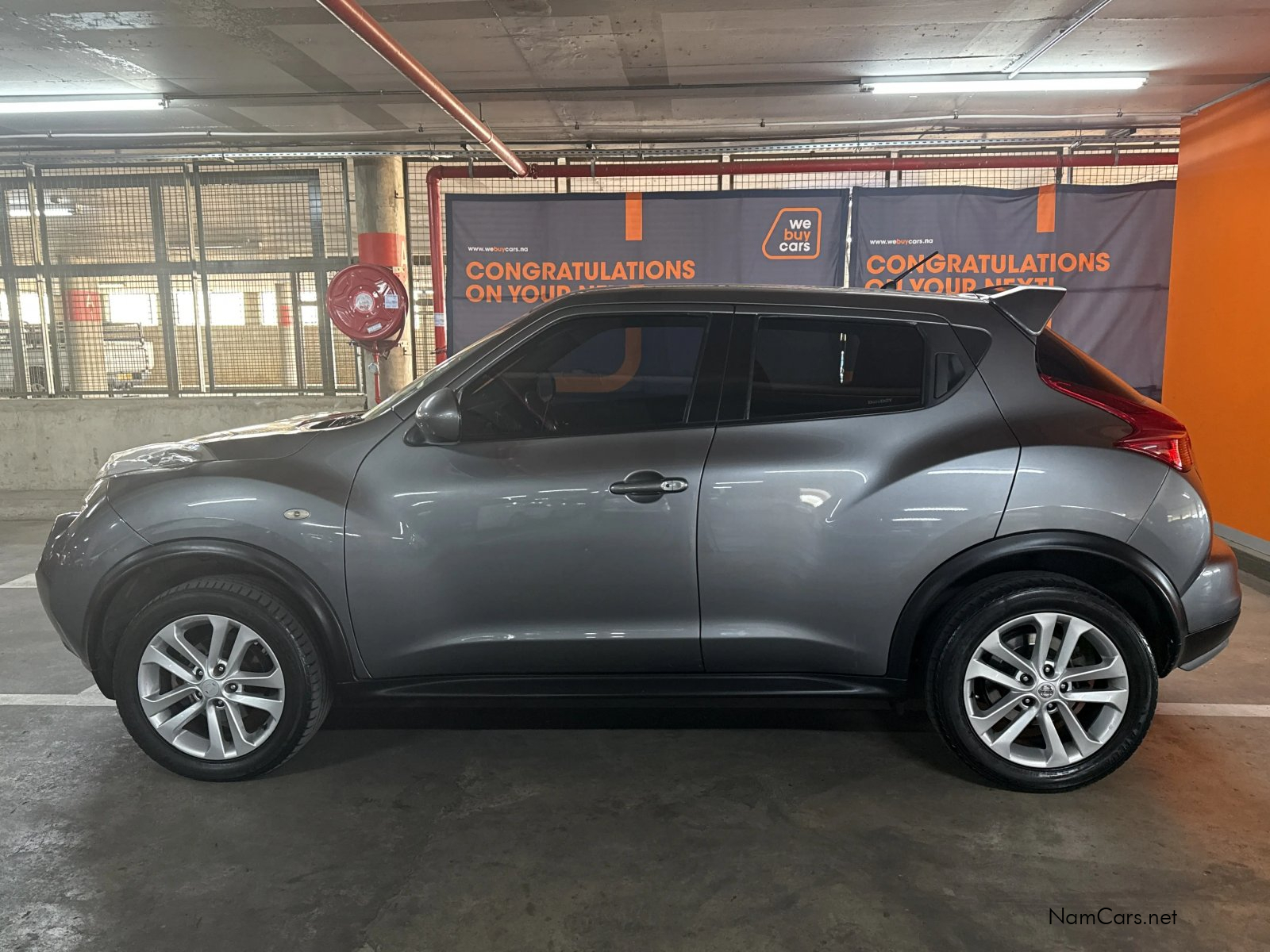 2014 Nissan Juke photo 2