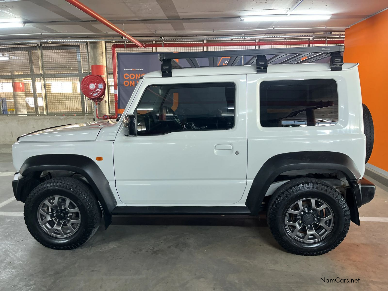 2024 Suzuki Jimny photo 2