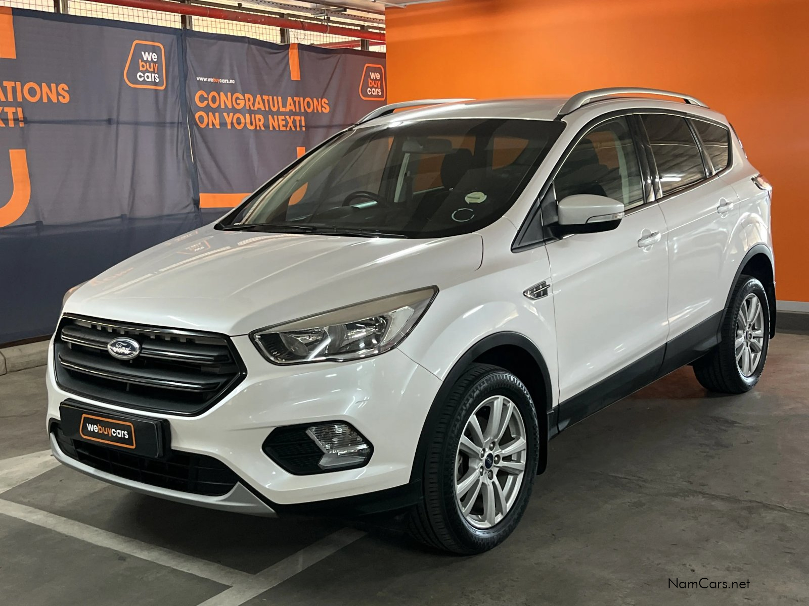 2020 Ford Kuga photo 1