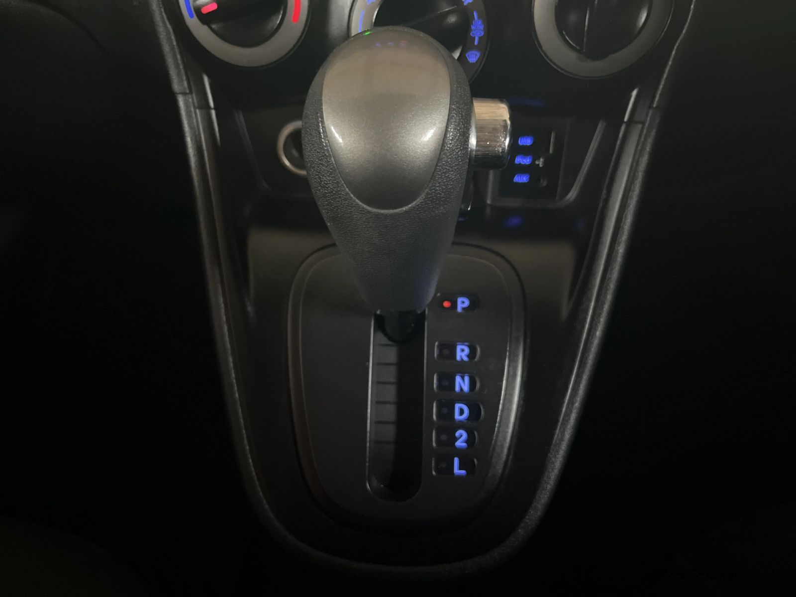 2015 Hyundai i10 photo 12