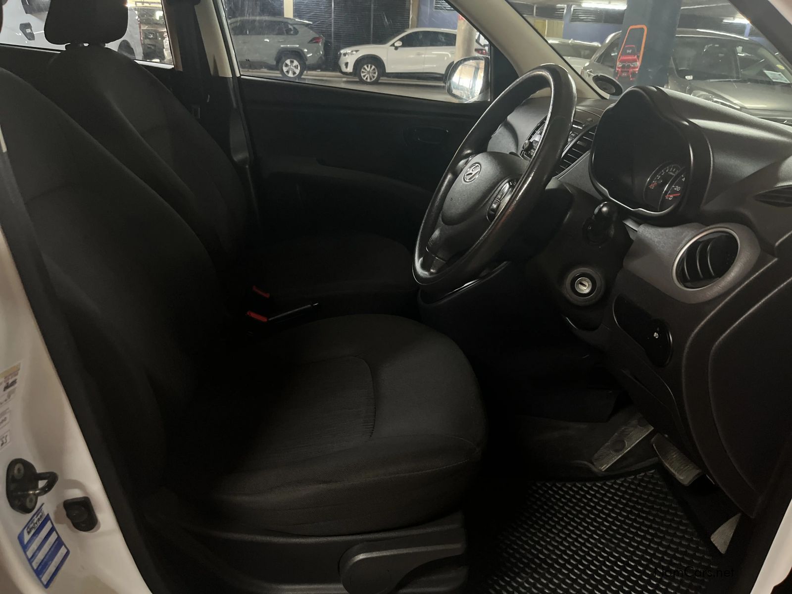 2015 Hyundai i10 photo 13