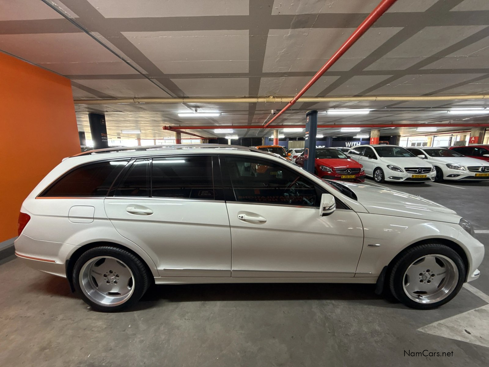 0 Mercedes-Benz C Class photo 4