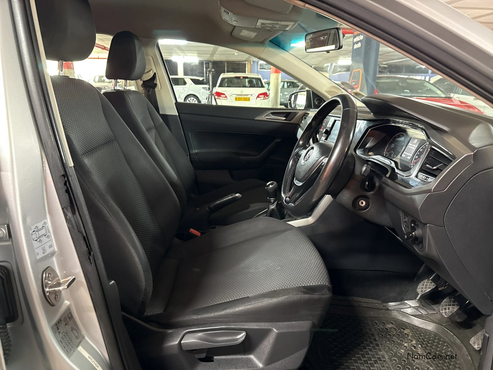 2019 Volkswagen Polo photo 13