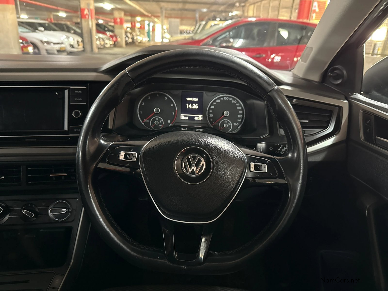 2019 Volkswagen Polo photo 9