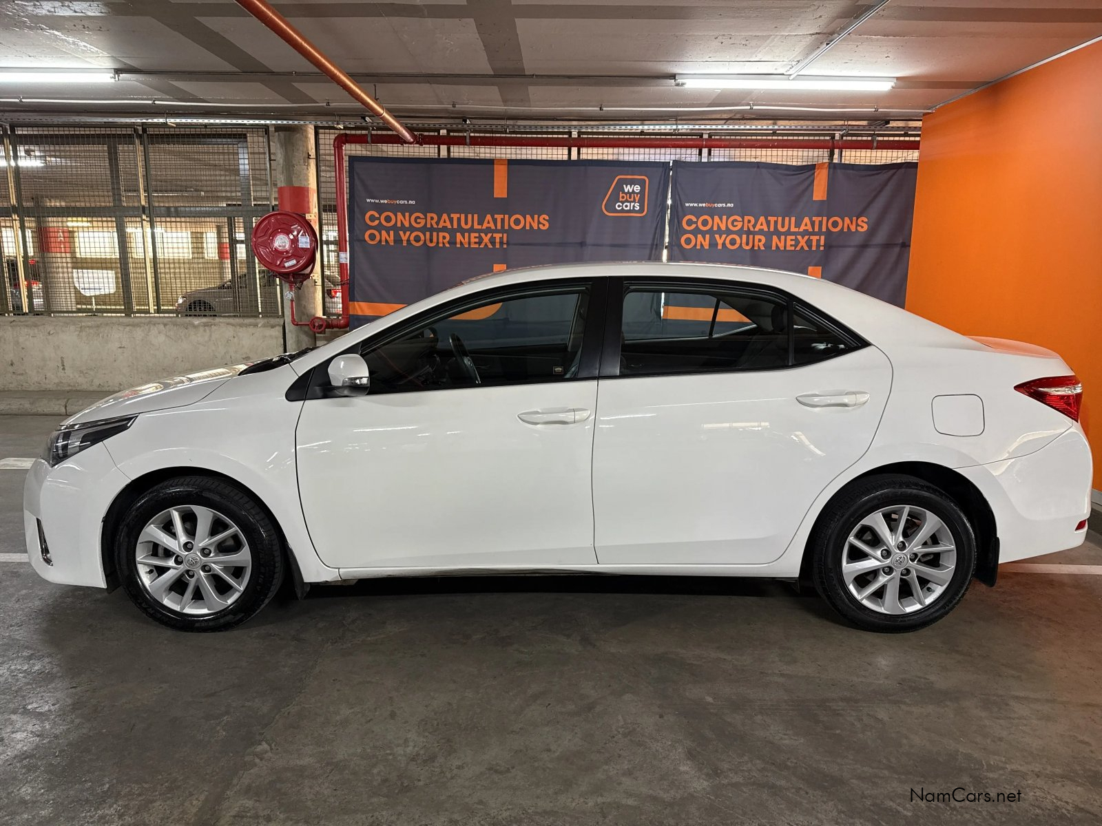 2014 Toyota Corolla photo 2