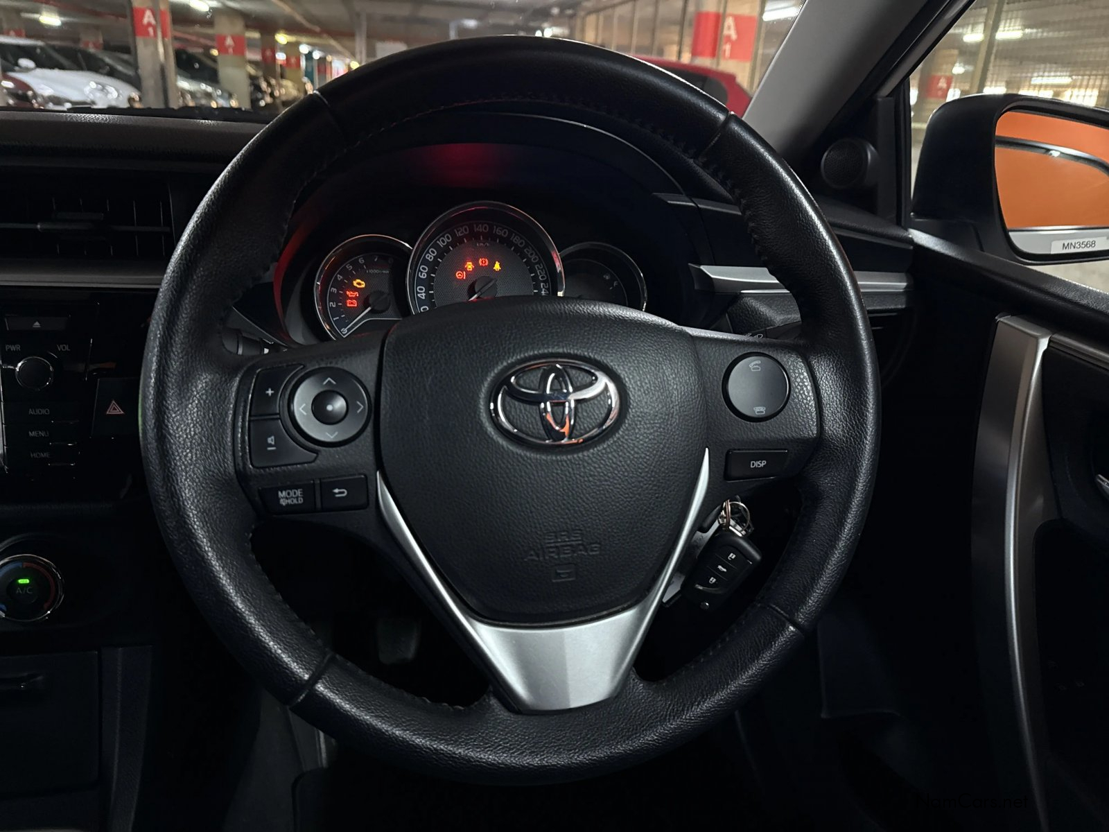 2014 Toyota Corolla photo 9