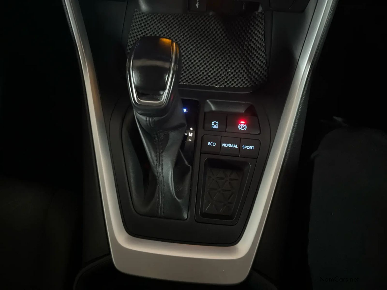 2021 Toyota Rav4 photo 13