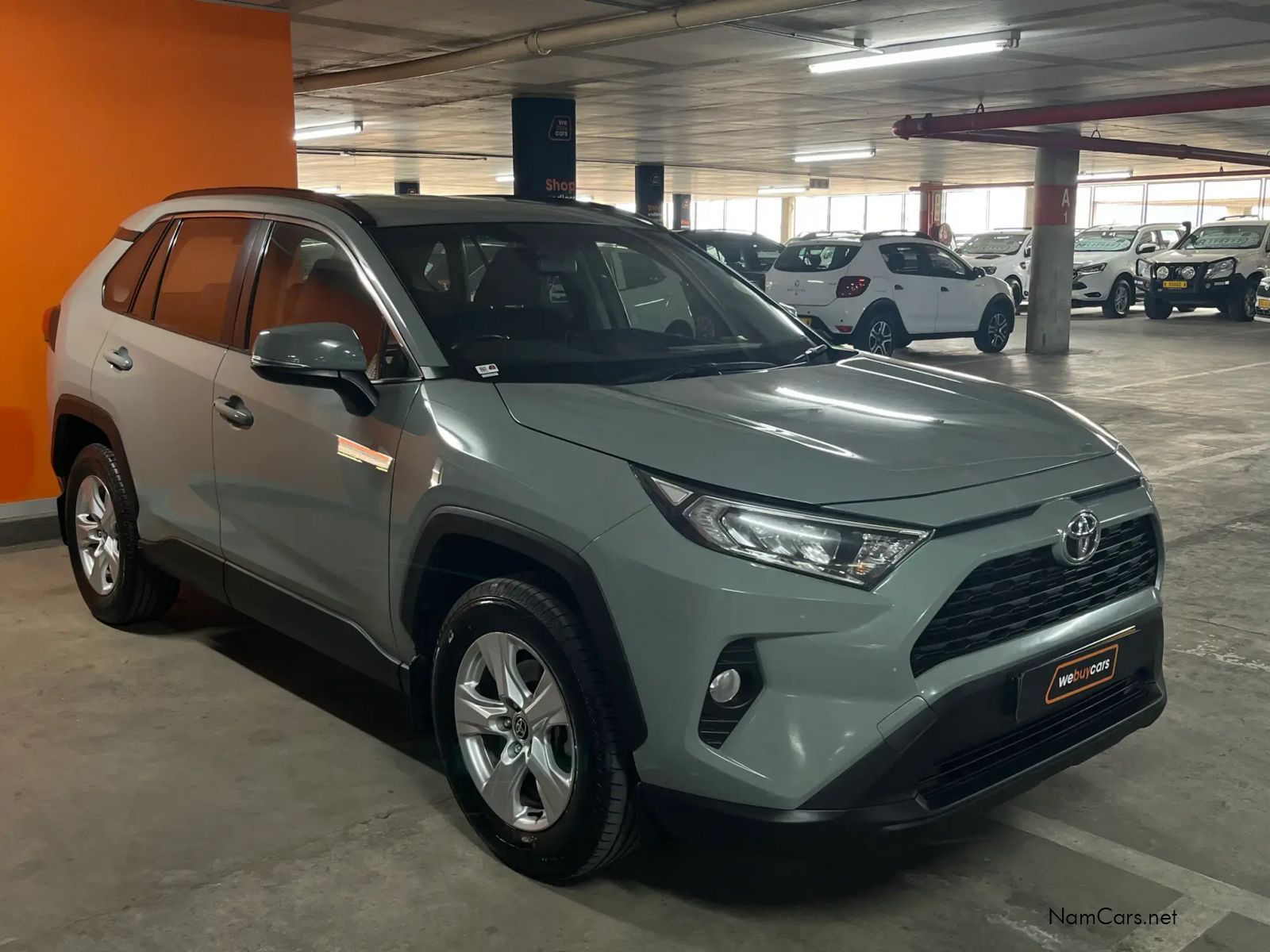 2021 Toyota Rav4 photo 2