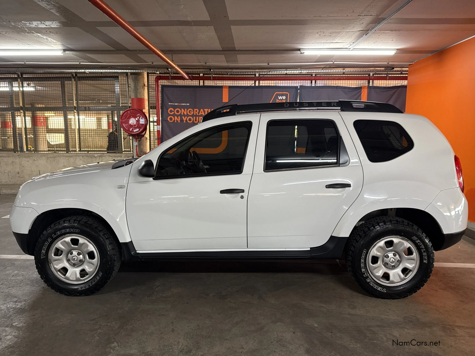 2016 Renault Duster photo 2